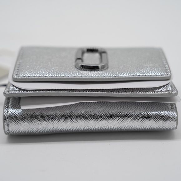 Marc Jacobs mini The Utility Snapshot Wallet Trifold Silver - Picture 4 of 6